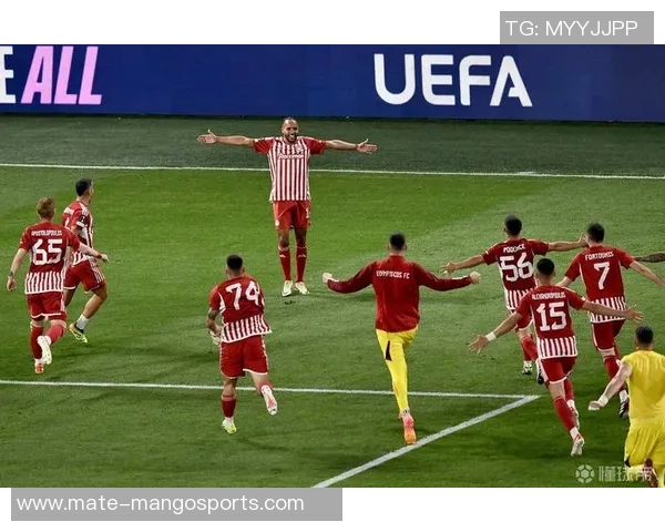 阿贾克斯与尼斯激战正酣谁能在欧战中笑到最后 阿贾克斯与尼斯激战正酣谁能在欧战中笑到最后